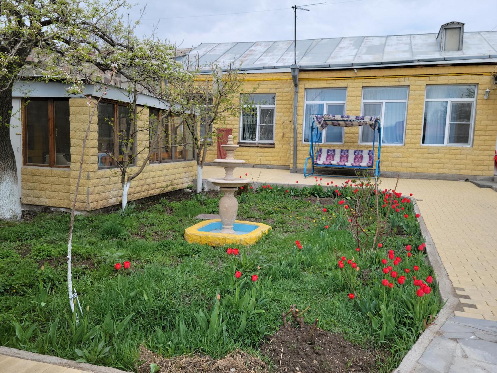 Artush & Raisa B&B Gyumri ภายนอก รูปภาพ
