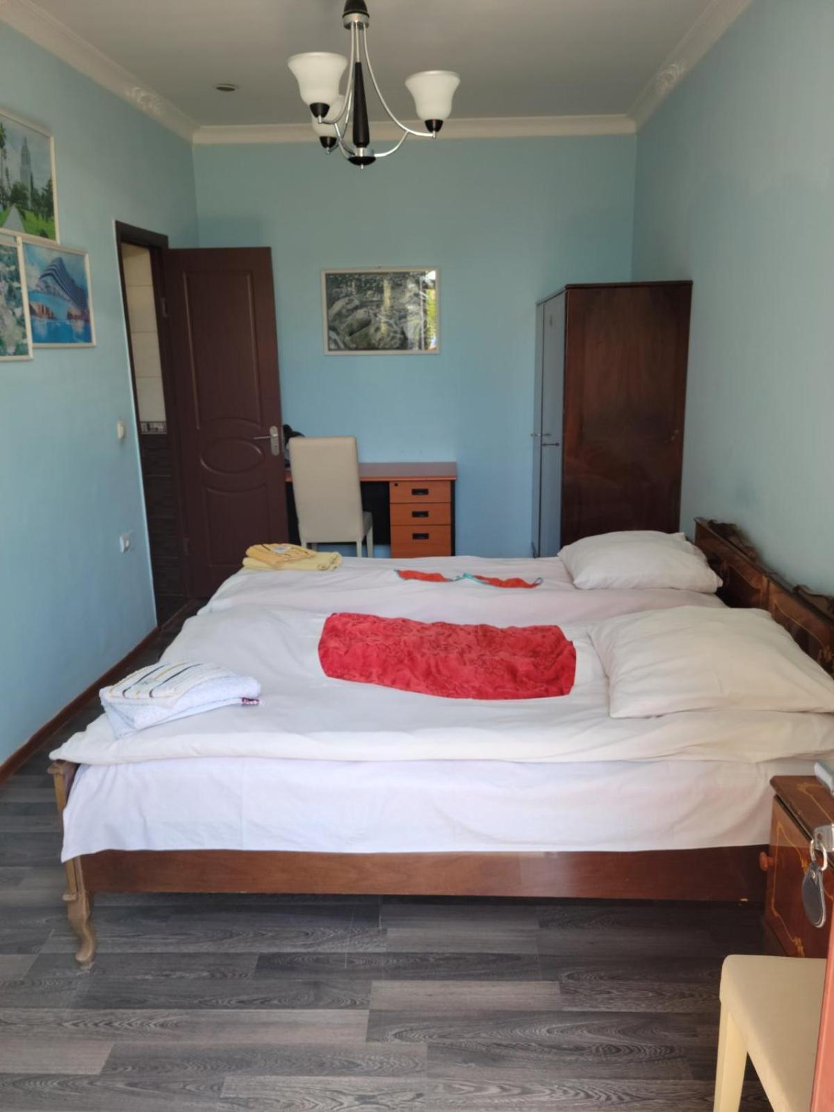 Artush & Raisa B&B Gyumri ภายนอก รูปภาพ