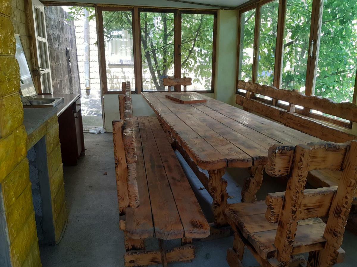 Artush & Raisa B&B Gyumri ภายนอก รูปภาพ